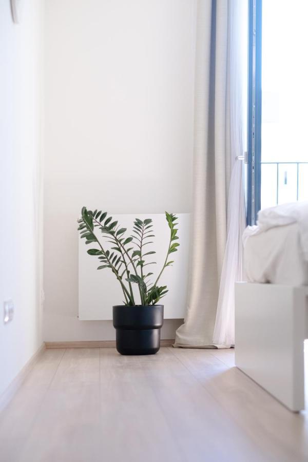 Newly Built Apartment In Vibrant Neighbourhood Praga Zewnętrze zdjęcie